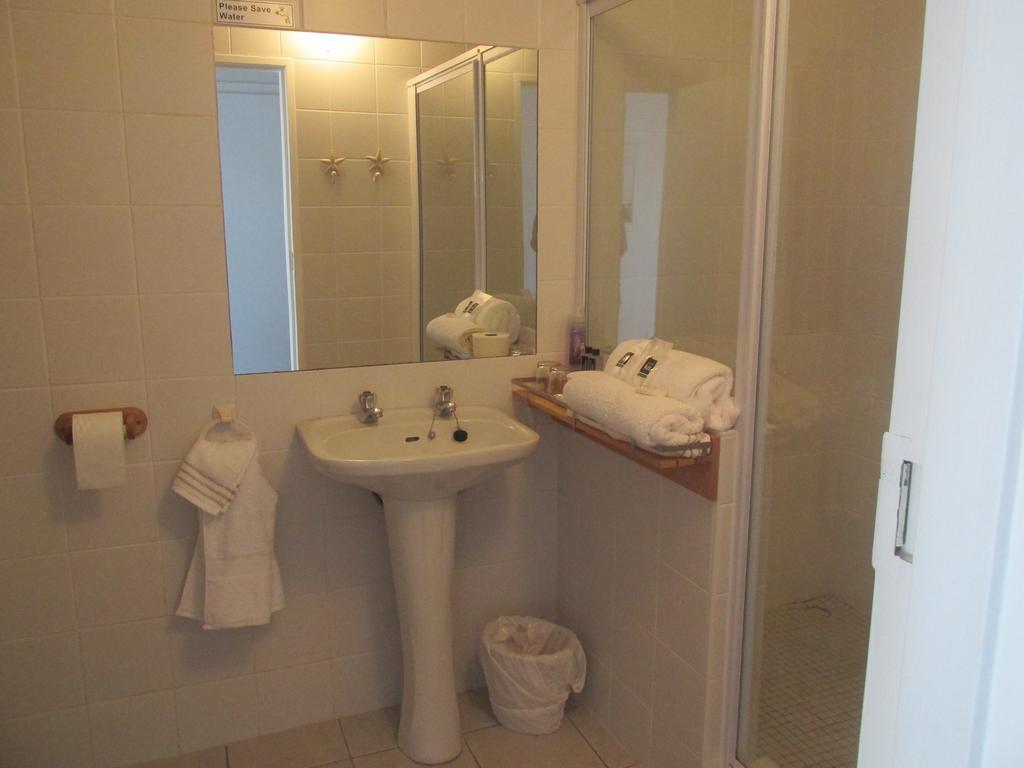 Hotel Casa Del Mar Hermanus Esterno foto